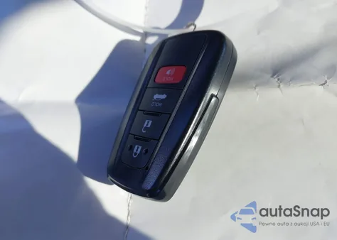 2023 Toyota Camry Se z USA, uszkodzony, nr VIN 4T1T11AKXPU802845